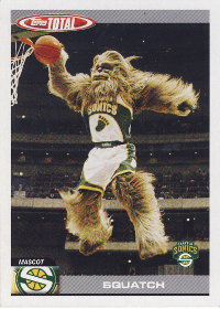 2004-05 Topps Total #428 Squatch